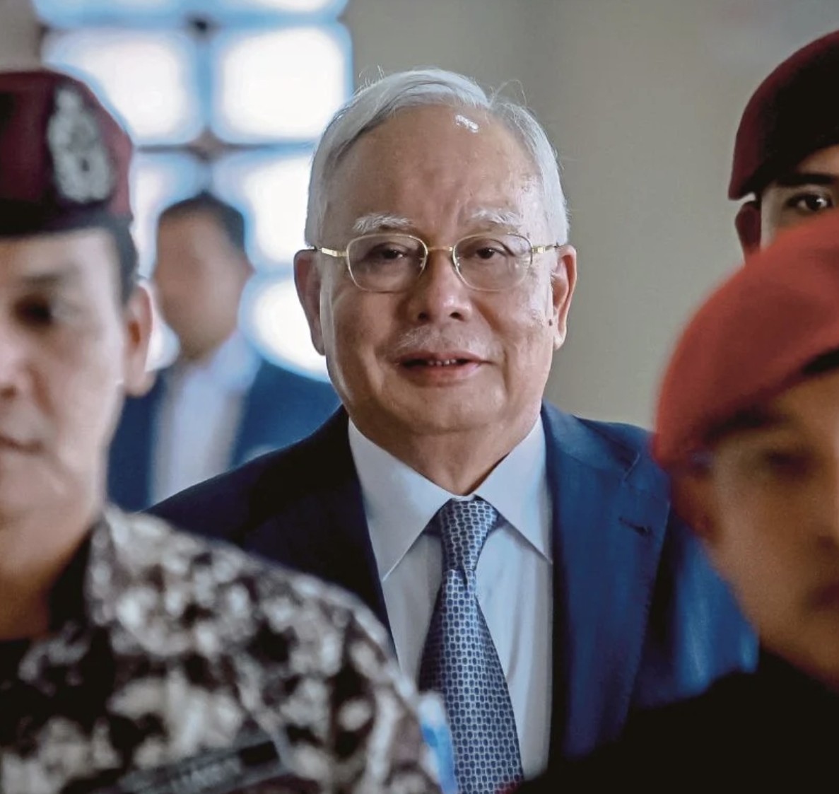 Saja - Datuk Seri Najib Razak dijatuhi hukuman penjara selama 15 tahun ...