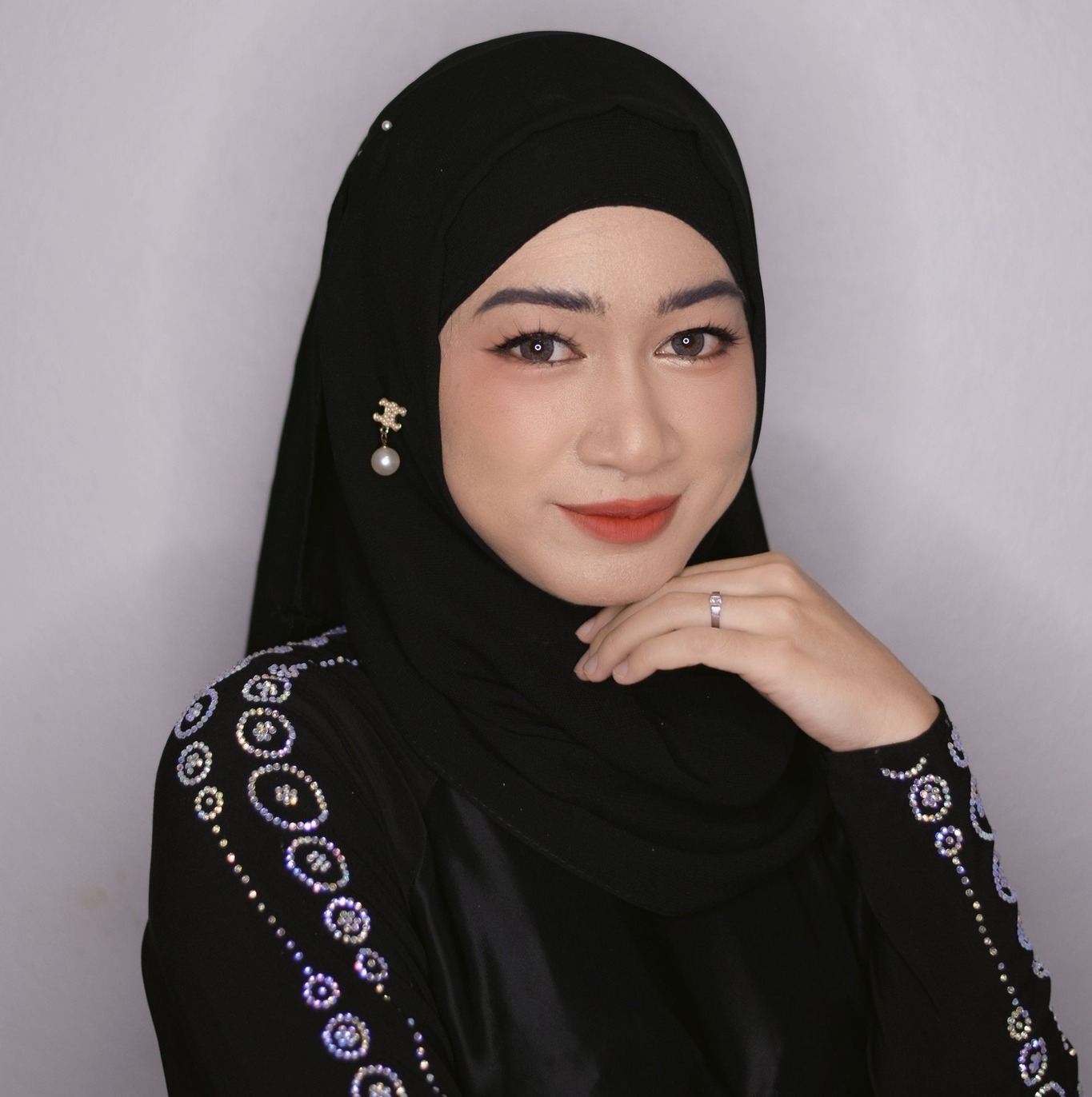 Fareeda Lri