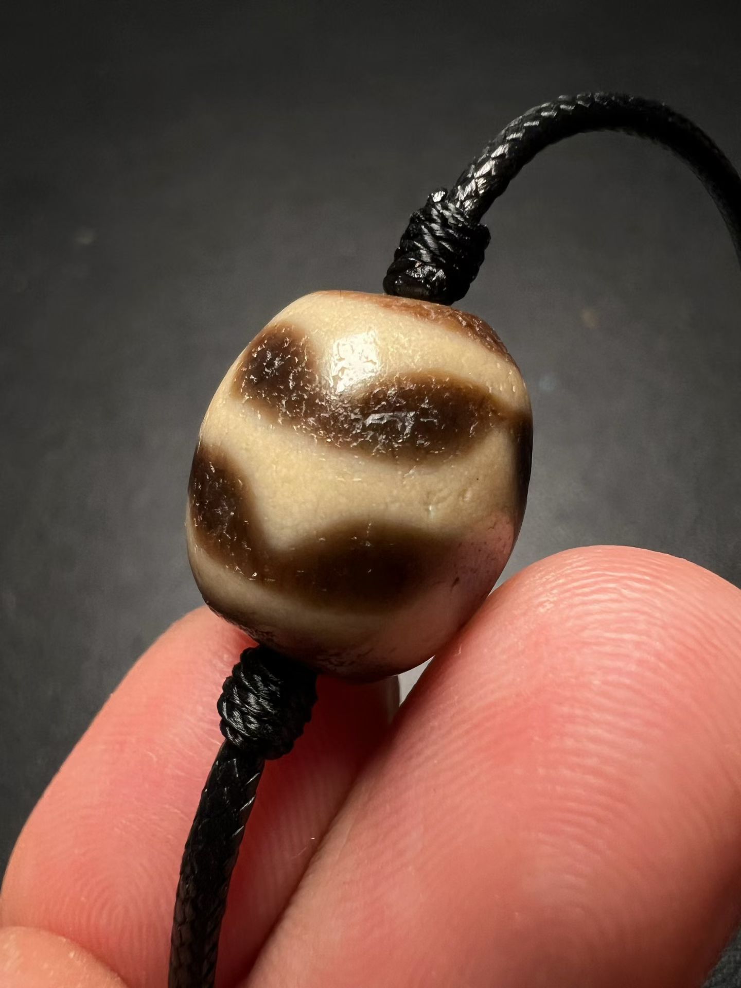 上肯超顶老超双虎牙达洛天珠，尺寸：13.8*16mm 全球可发，支持转图
