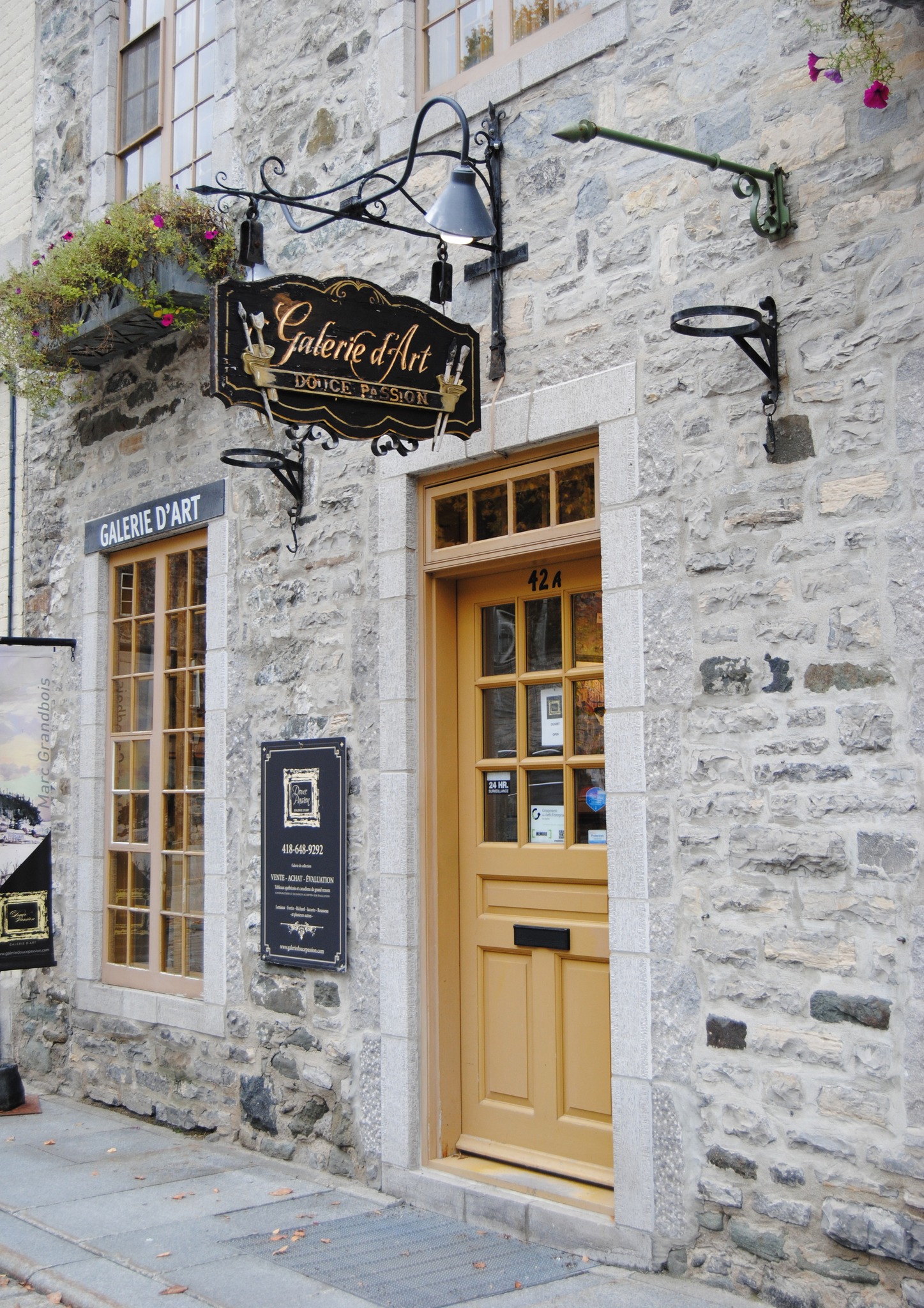 Galerie Douce Passion Rue Notre Dame Ville De Québec Qc