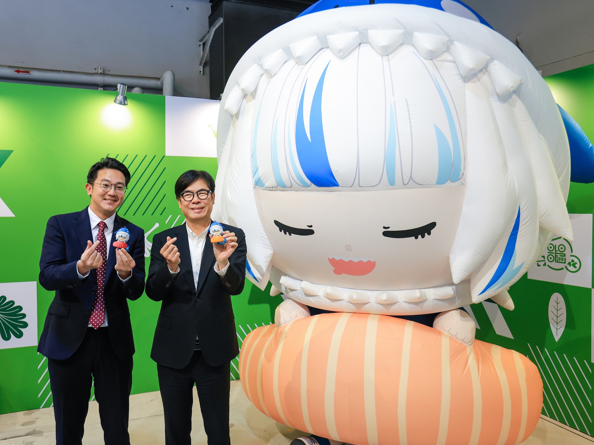 巨大化的「鯊鯊」一卡通！ hololive production Gawr... - 陳其邁 Chen Chi-Mai | Facebook