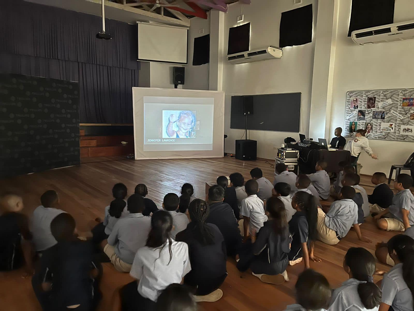 Our Grade 5's enjoying the shows by... - Curro Heritage House