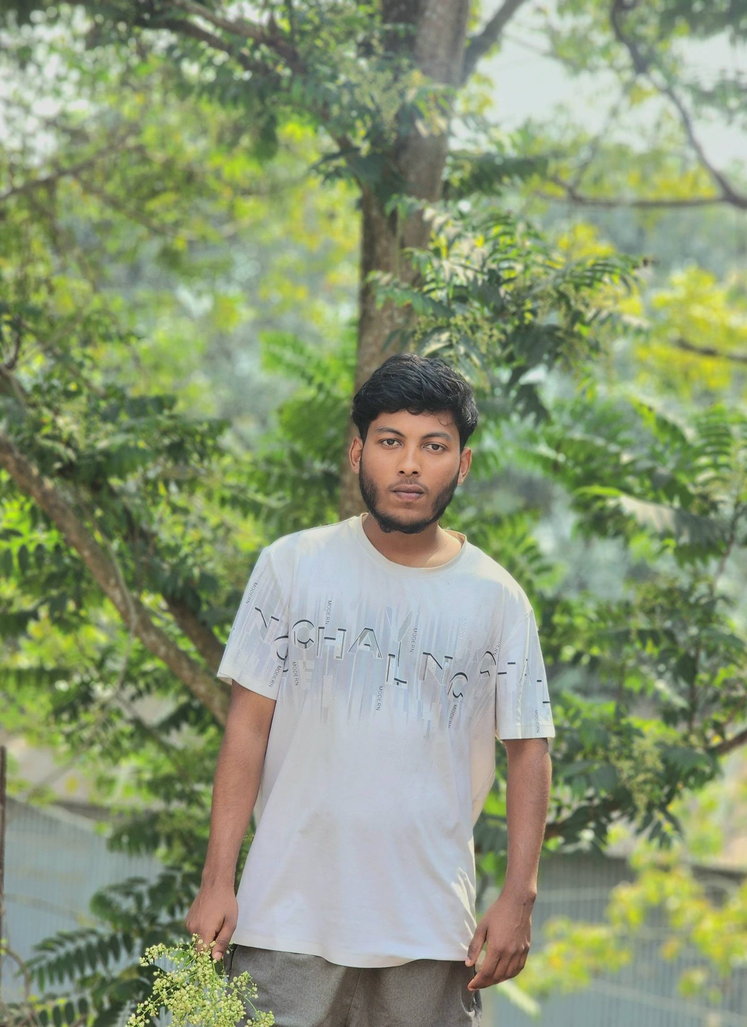 Ew'r AHad