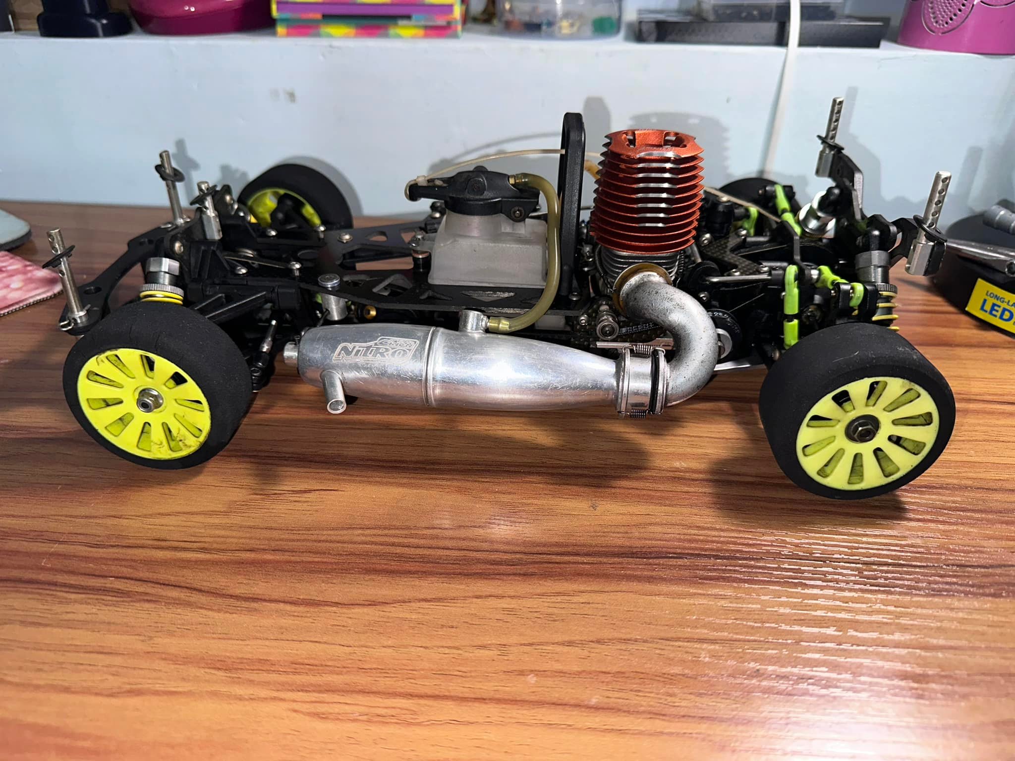 Serpent 720 Nitro RC Car with Novarossi 12 engine