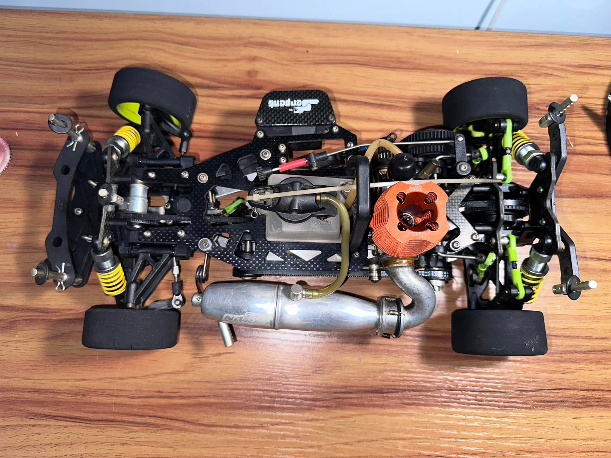 Serpent 720 Nitro RC Car with Novarossi 12 engine