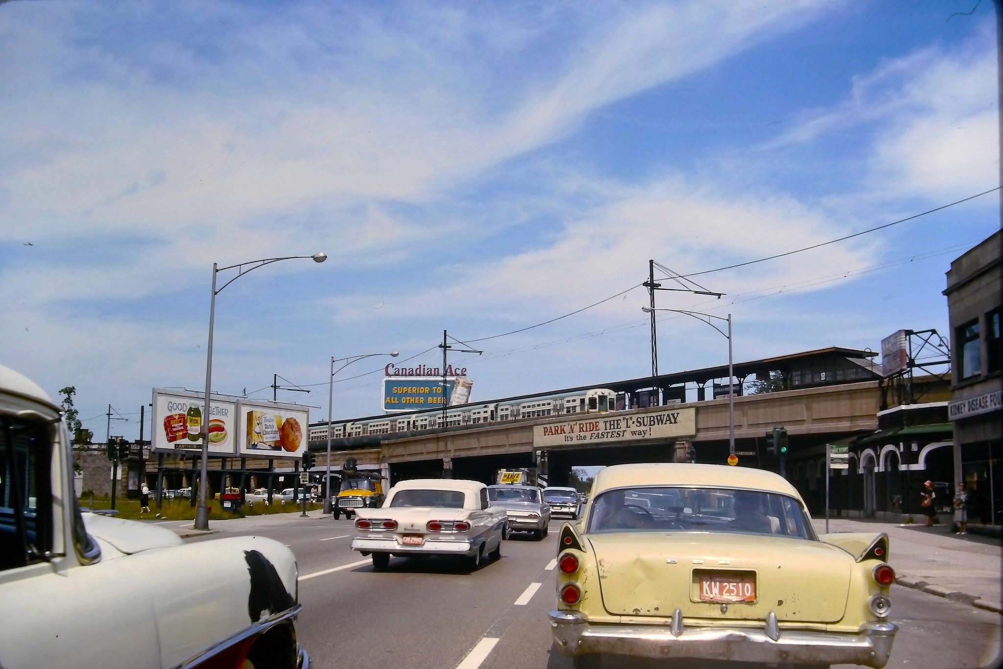 View of Chicago Billboards and traffic... - Illinois Memories