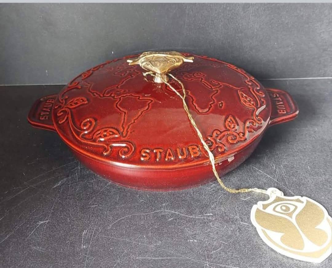 Staub tomorrowland braiser in noir