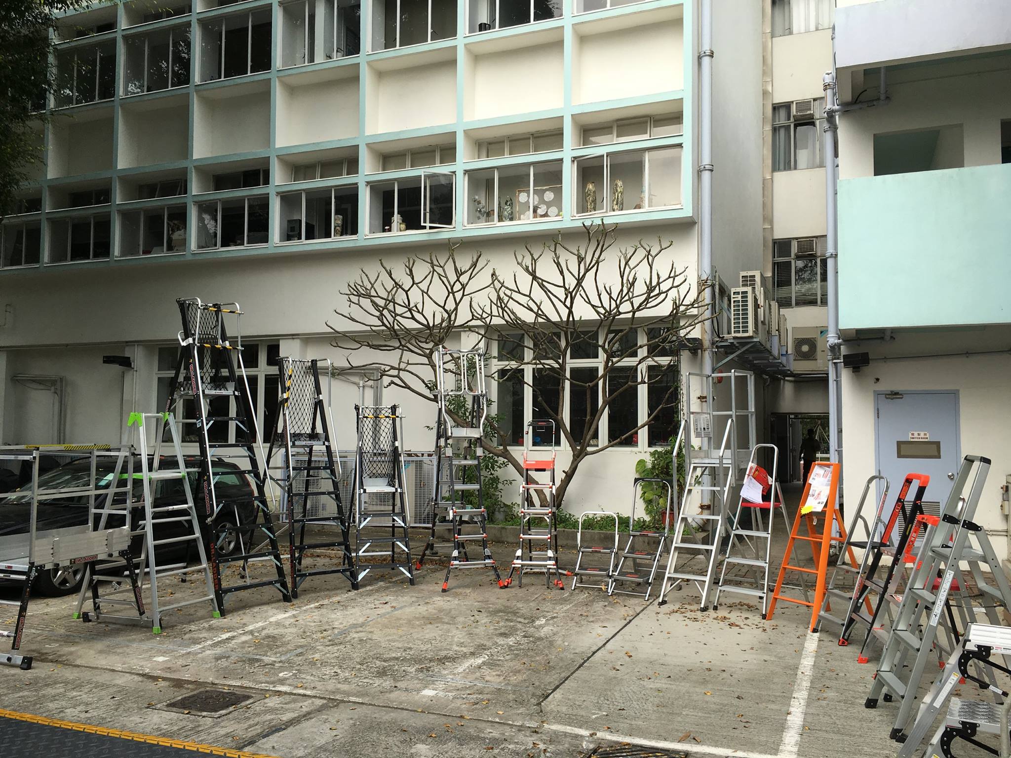 〈安全工作小知識〉 咁多款唔同高度、唔同物料嘅梯具，你又知唔知應該點揀先最適合你呢？原來揀梯都大有學問架！唔好以為地方幾高買幾高就一定啱用啊 ...