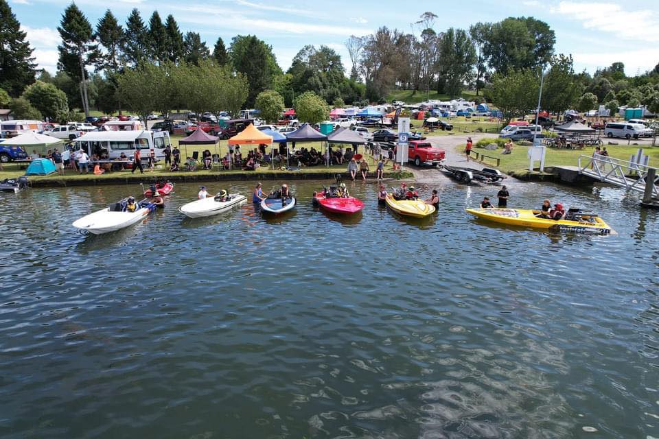NZ Tunnel Boat Racers - Peter Boylan, Auckland. One of the first Hodges ...