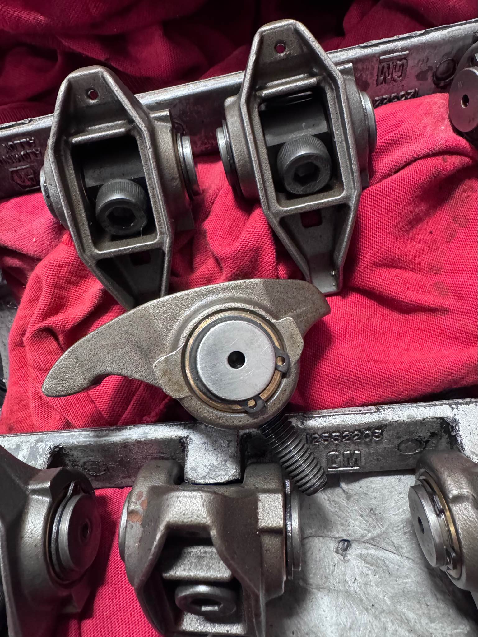 Ls1 rocker arms (trunnion upgrade) - Car Engines & Engine Parts ...