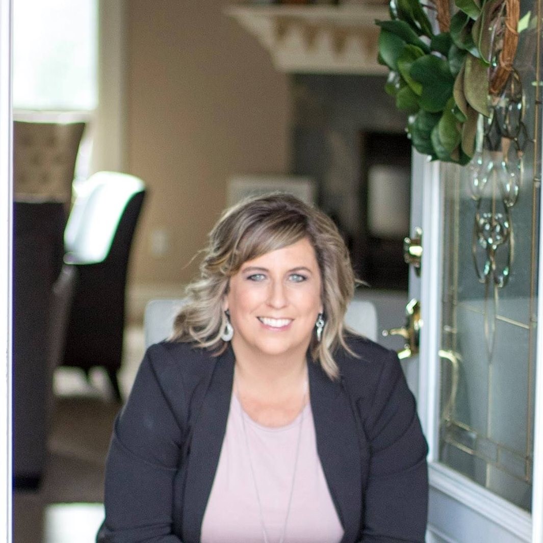 Lisa Max Ministries - Let the Children Fly