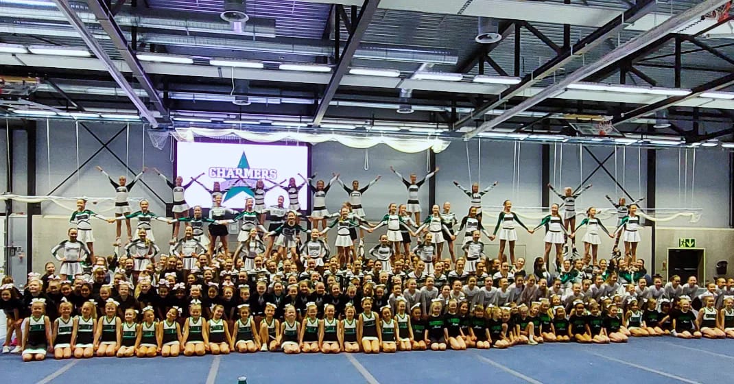 charmers-cheerleading-rykkinn