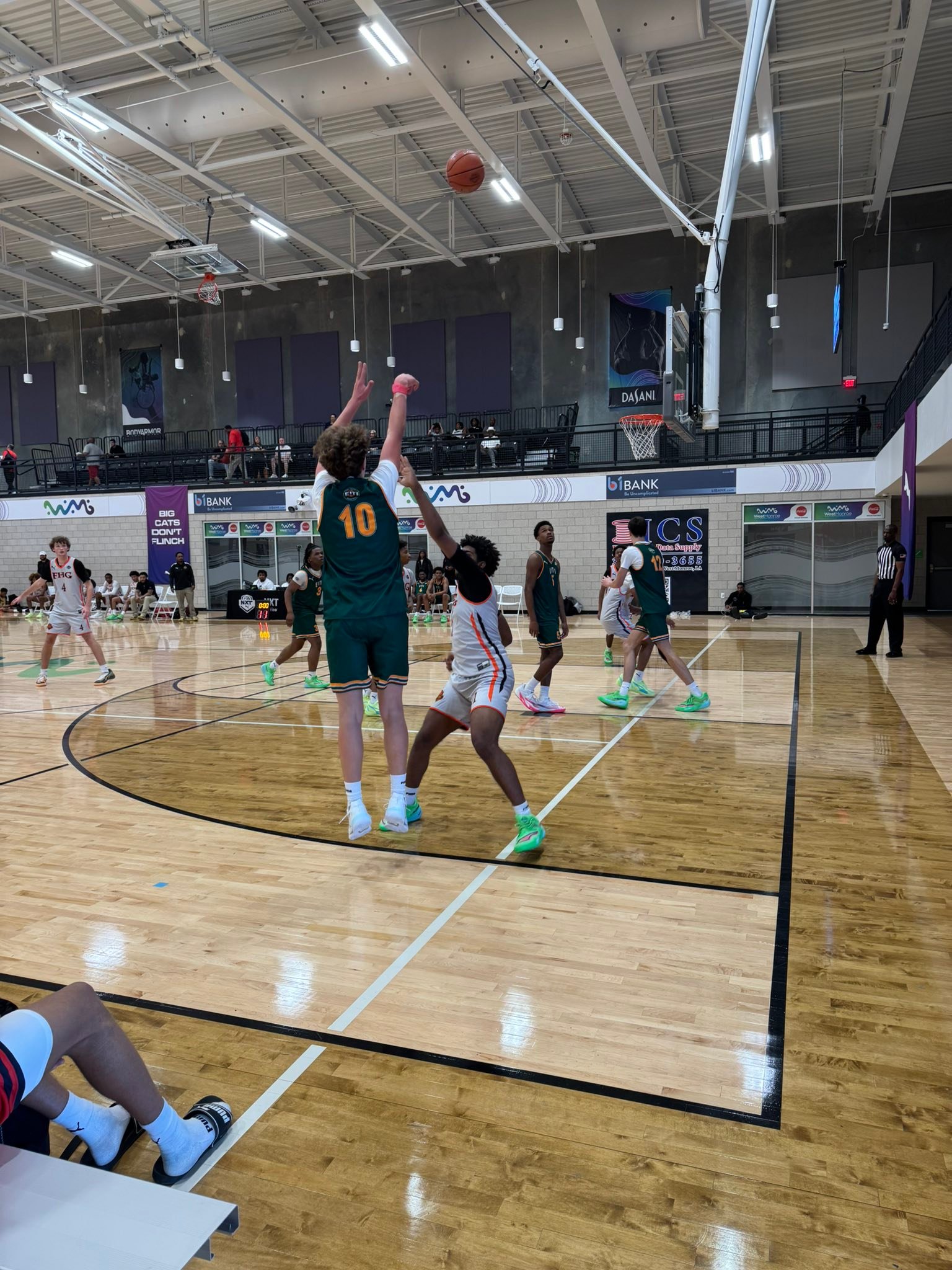 🏀 Packed gym for Day 2 of the Nxtpro Hoops Pro16 League! City of