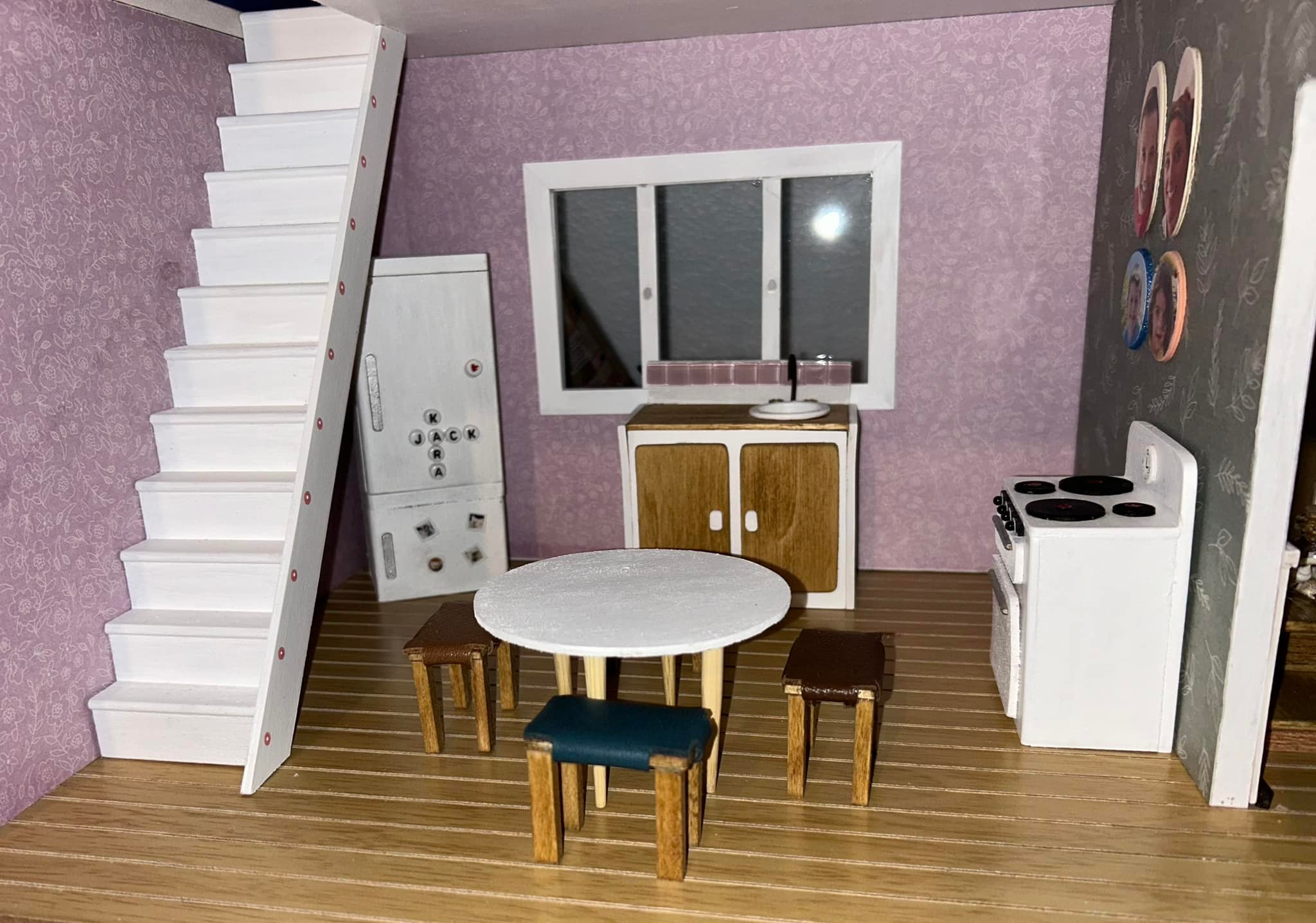 Minuscolo Secchiello E Paletta In Plastica Scala 1:12 Per Casa Delle Bambole - Tumdee Blu
