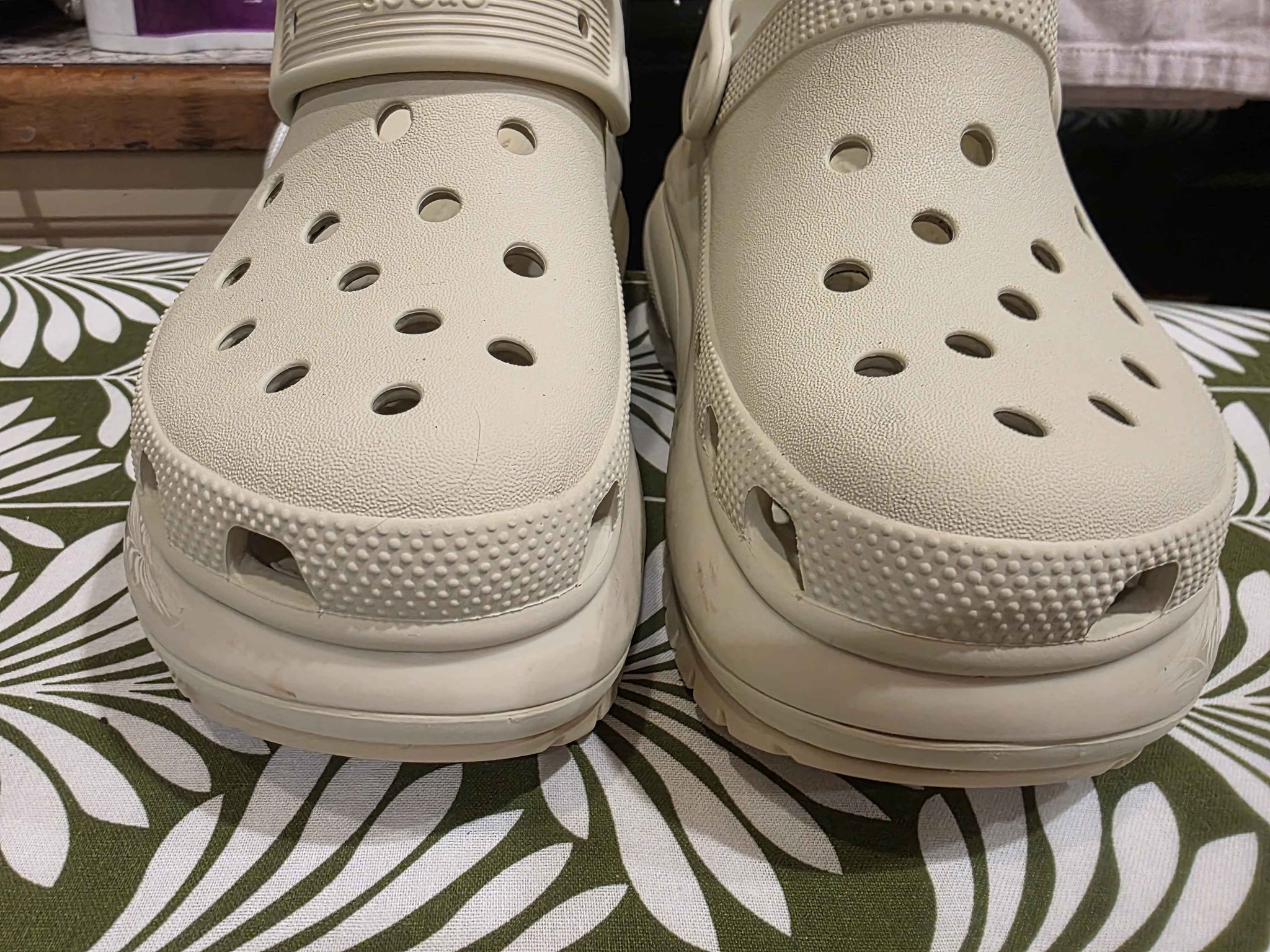 White platform crocs - Girls' Shoes - Perth, Western Australia ...