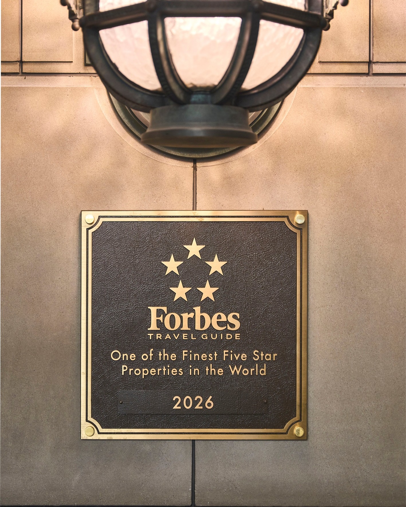 先月発表された世界屈指のトラベルガイド『フォーブス・トラベルガイド