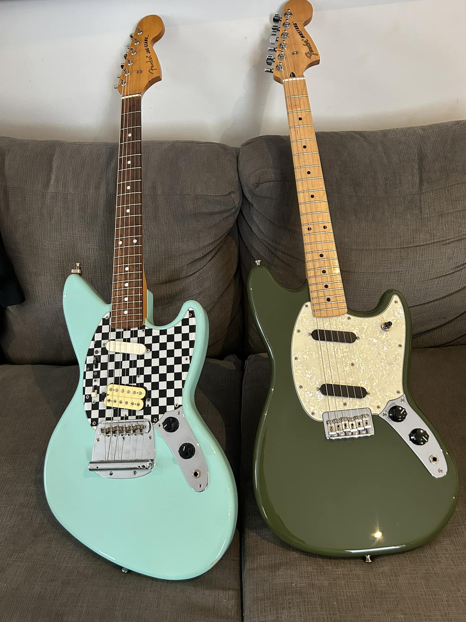 1997 Fender JagStang with her cousin 2016 Fendwr Mustang