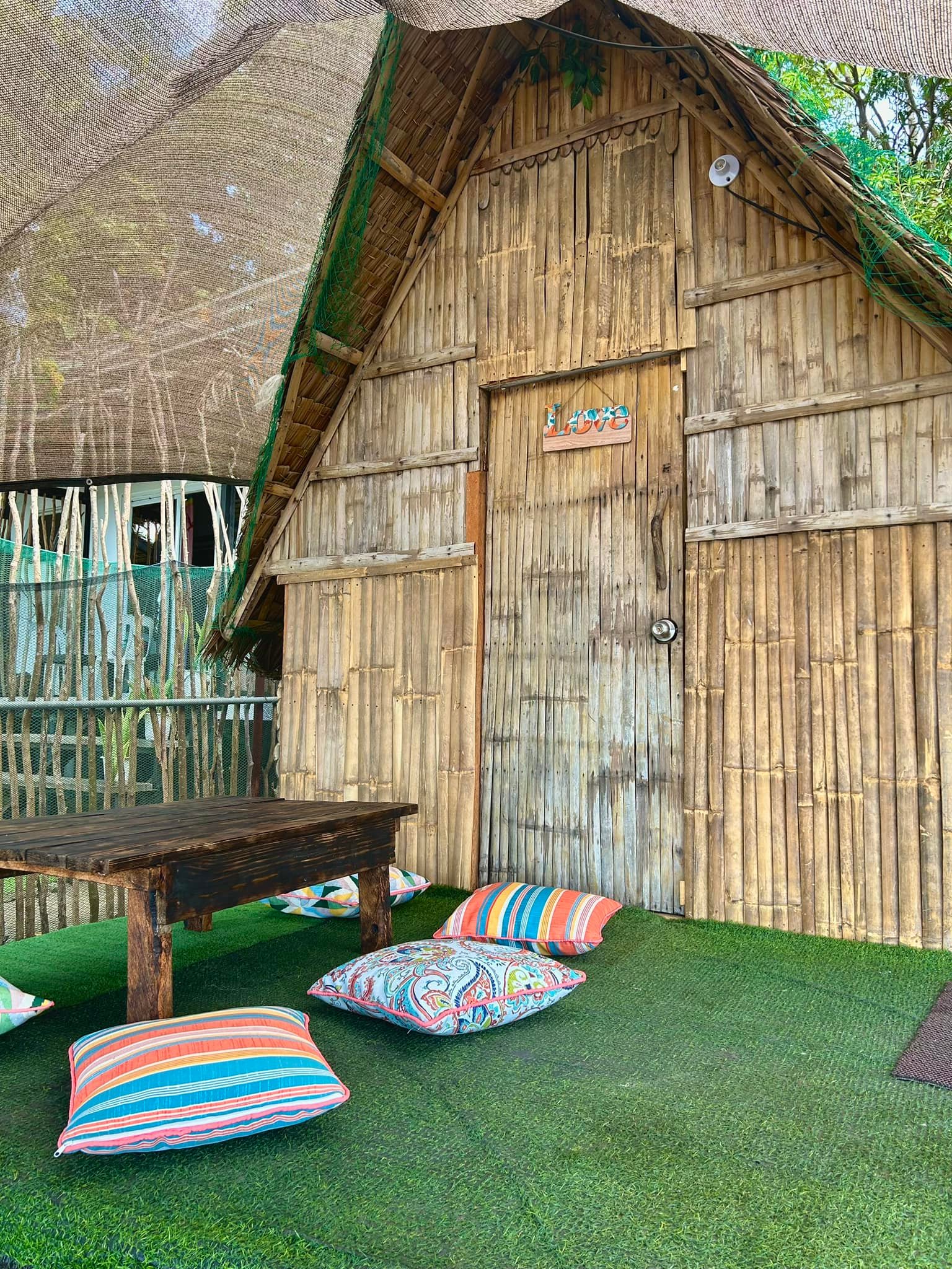 DULO Beachfront Glamping | Lian