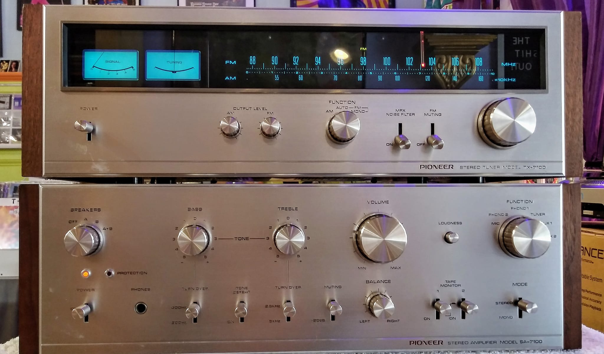 Pioneer SA-7100 In near mint condition.