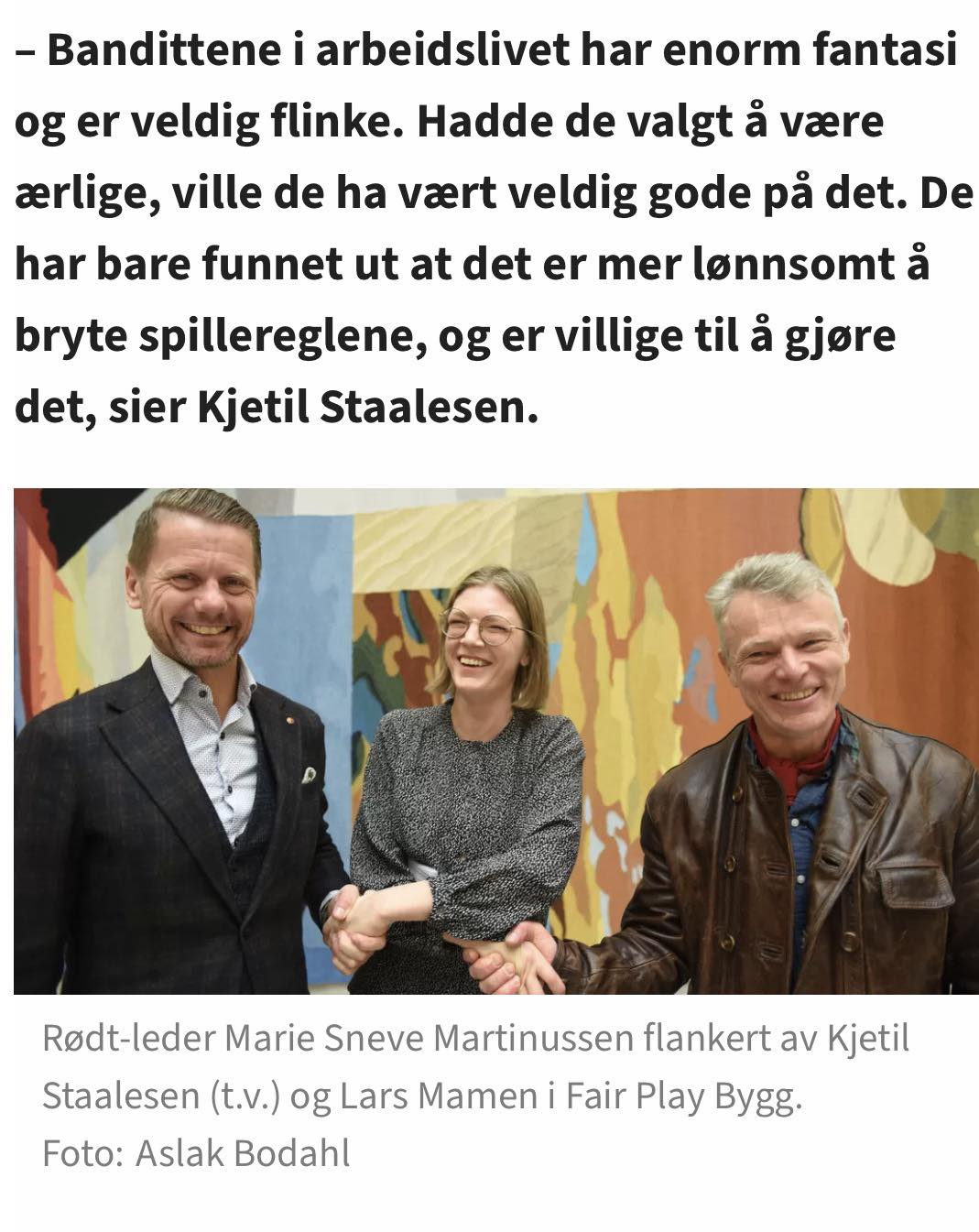 Marie Sneve Martinussen - Rødt