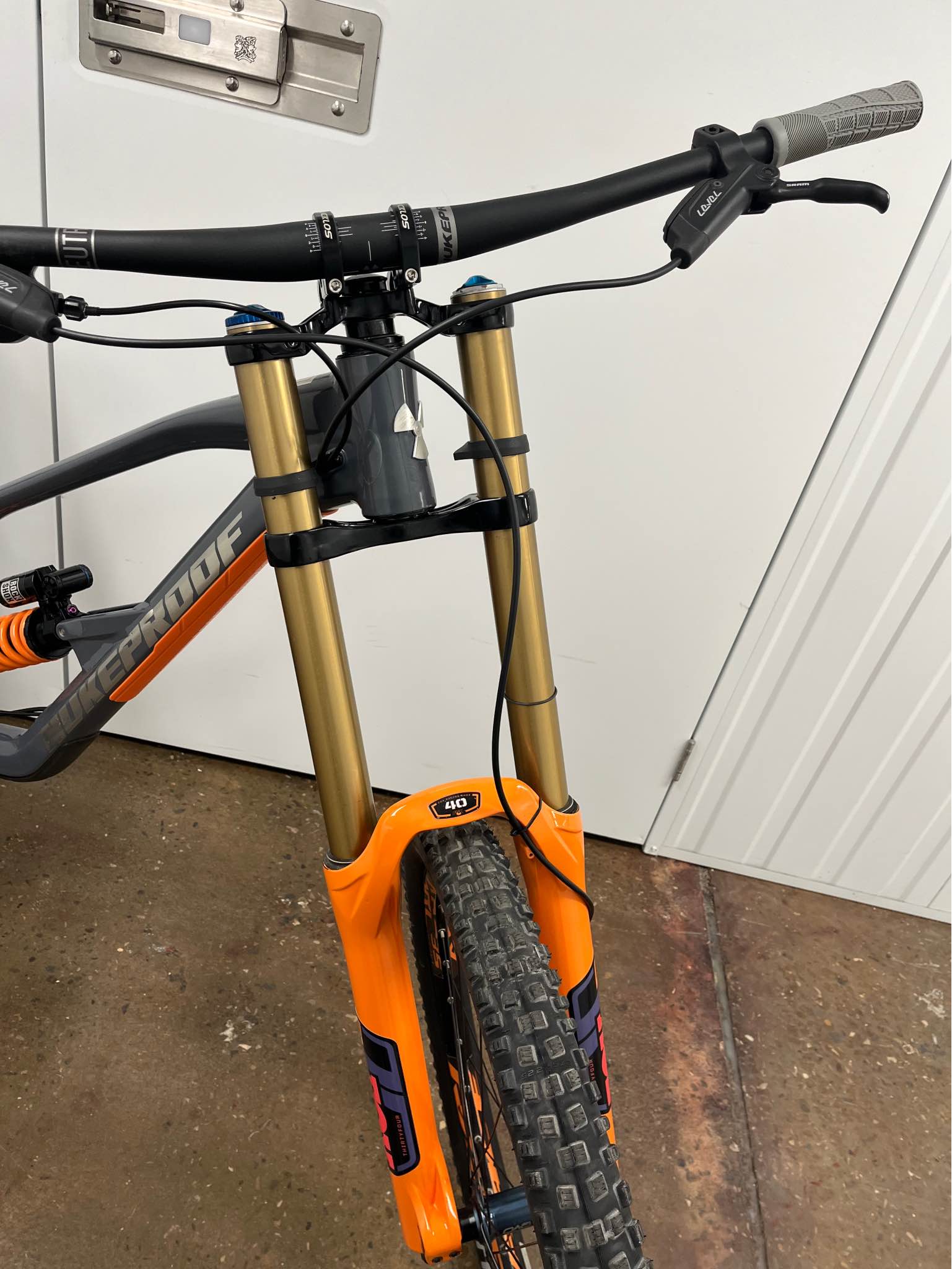 2023 Nukeproof Dissent 290 Comp Full Suspension Downhill Mountain Bike ...