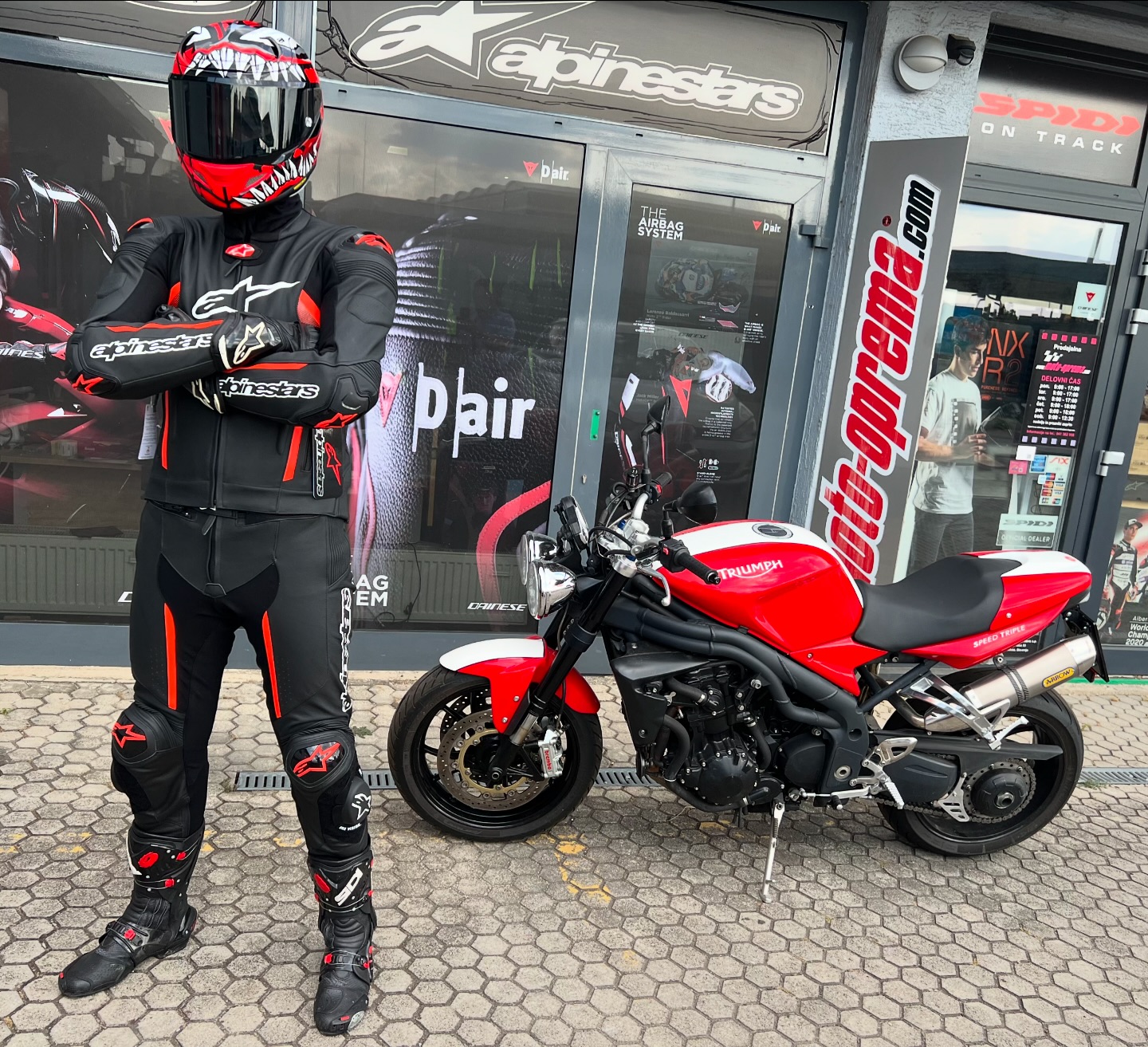 Alpinestars Missile V2 2pc & HJC Rpha12 Maximized Venom Kupi 1x