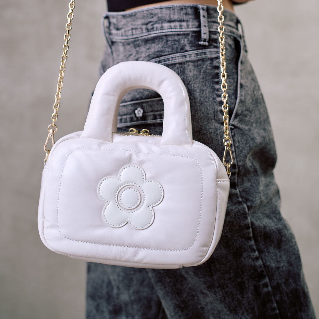 MARY - #中綿グロスデイジーパッチ2WAYショルダー - #MARYQUANT 