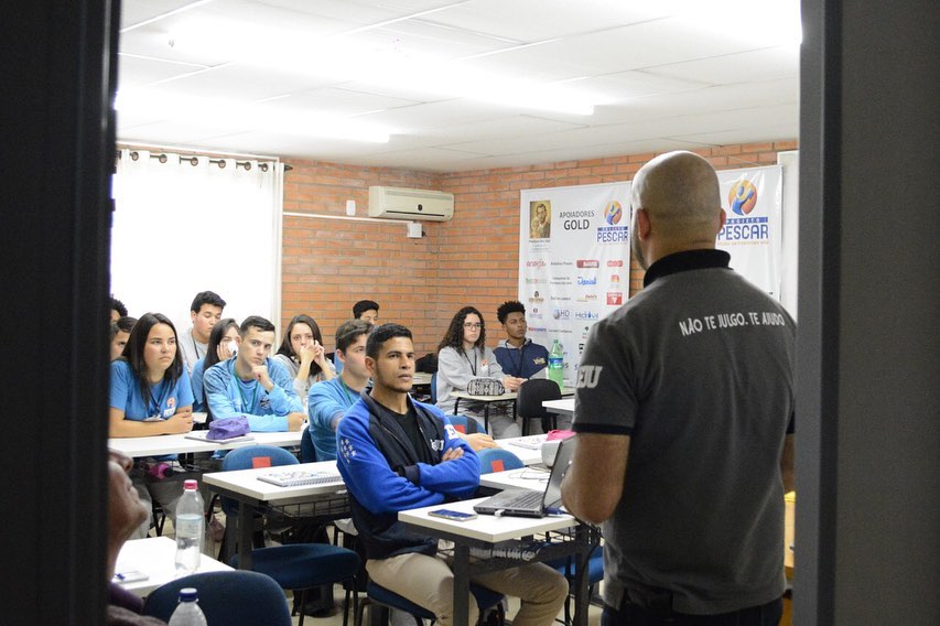 Help FJU - Projeto Help realiza palestra de valorização à... | Facebook