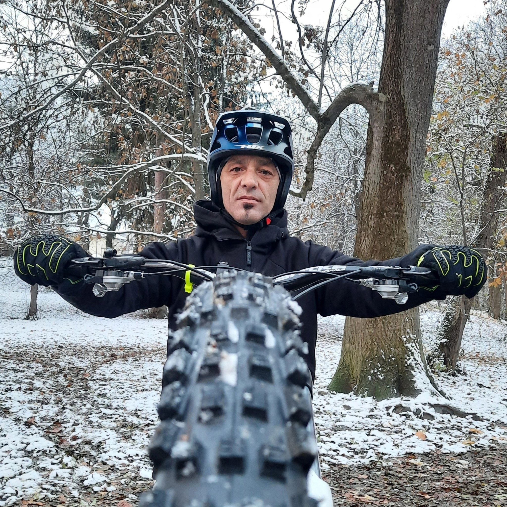 Schwalbe Magic Mary and Big Betty tire grip test