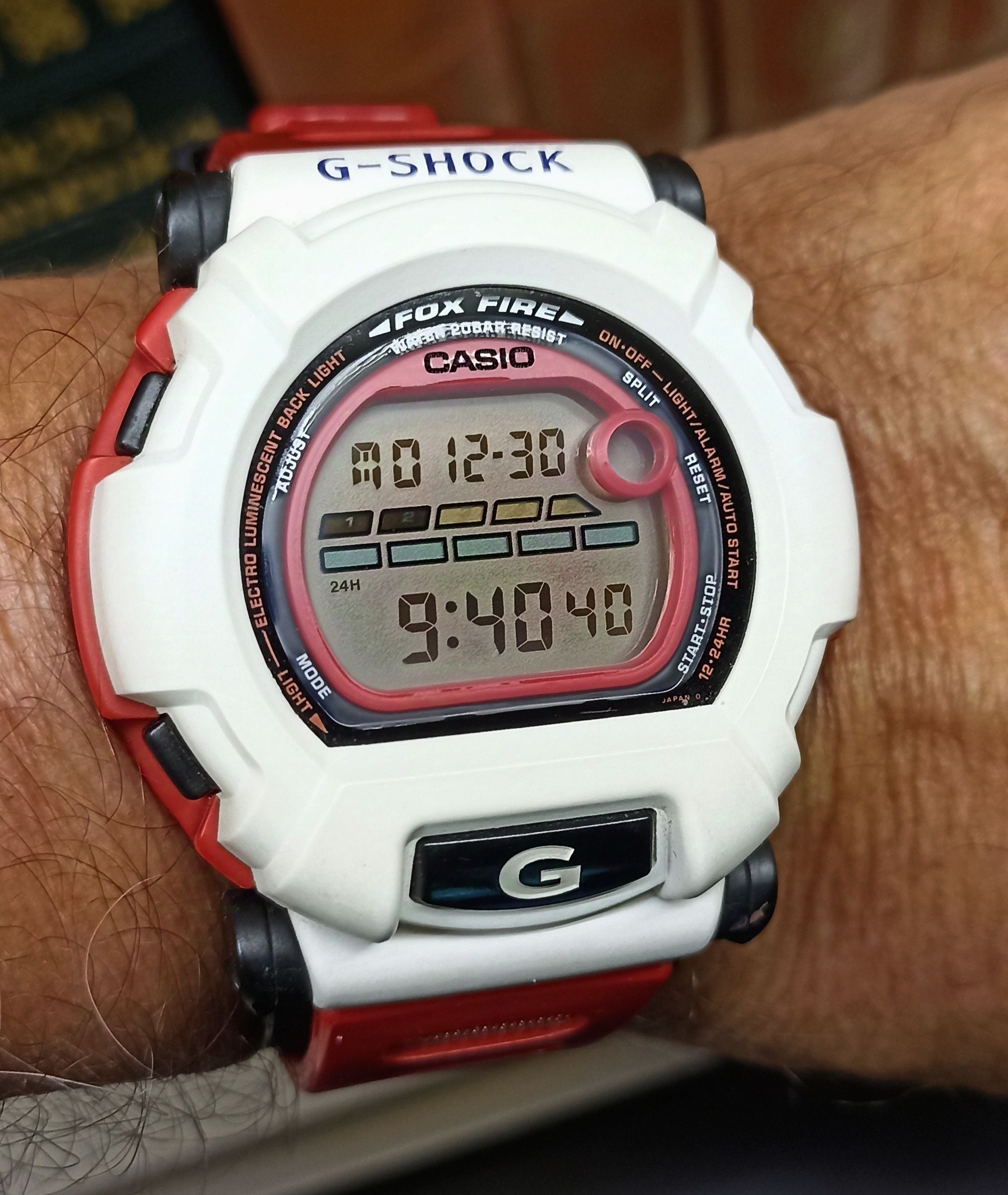 DW-002 G-Shock Fox Fire Module 1299. Year 1995