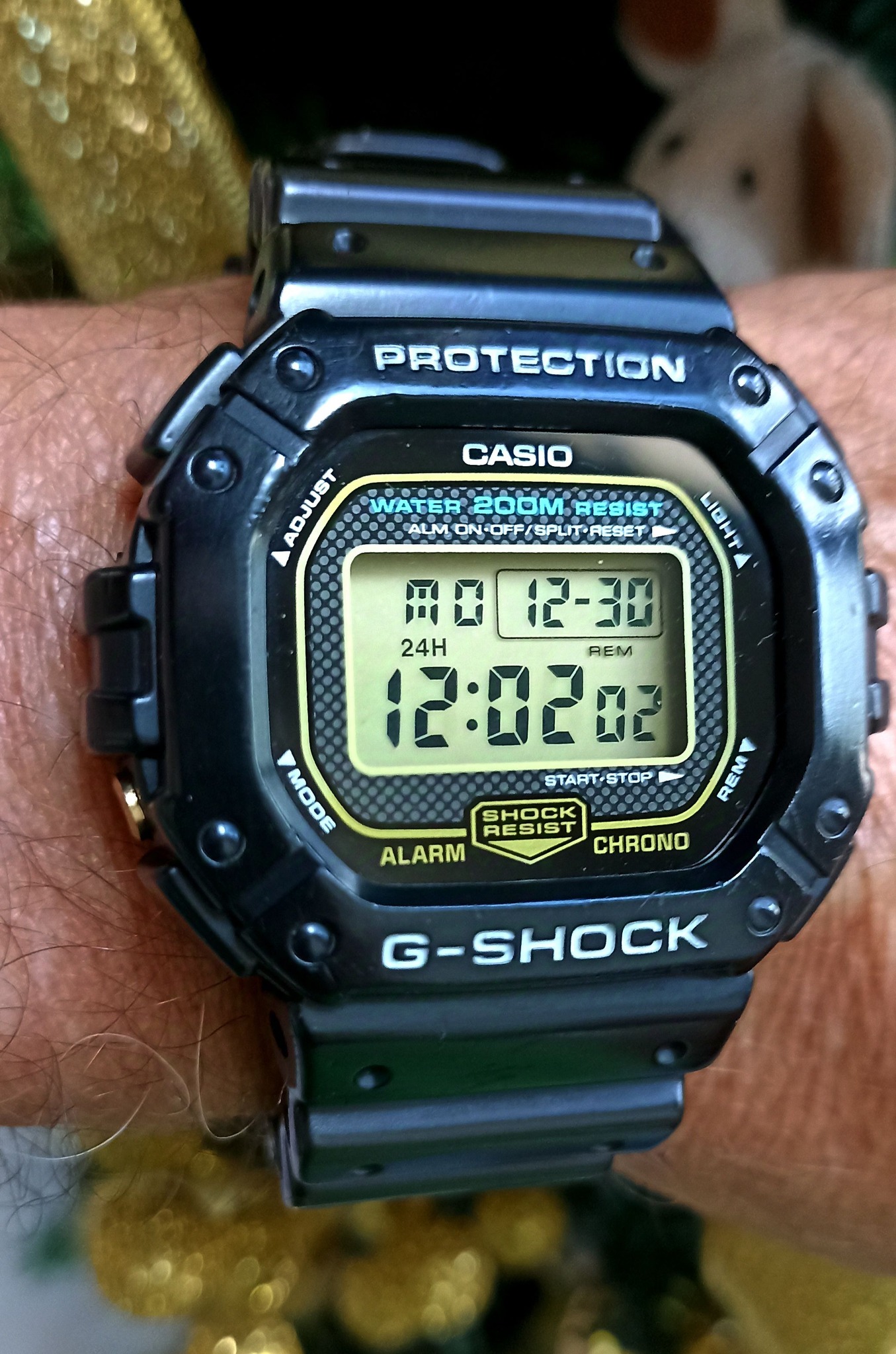 Wearing my 1994 G-Shock DW-5300 module 901 today!