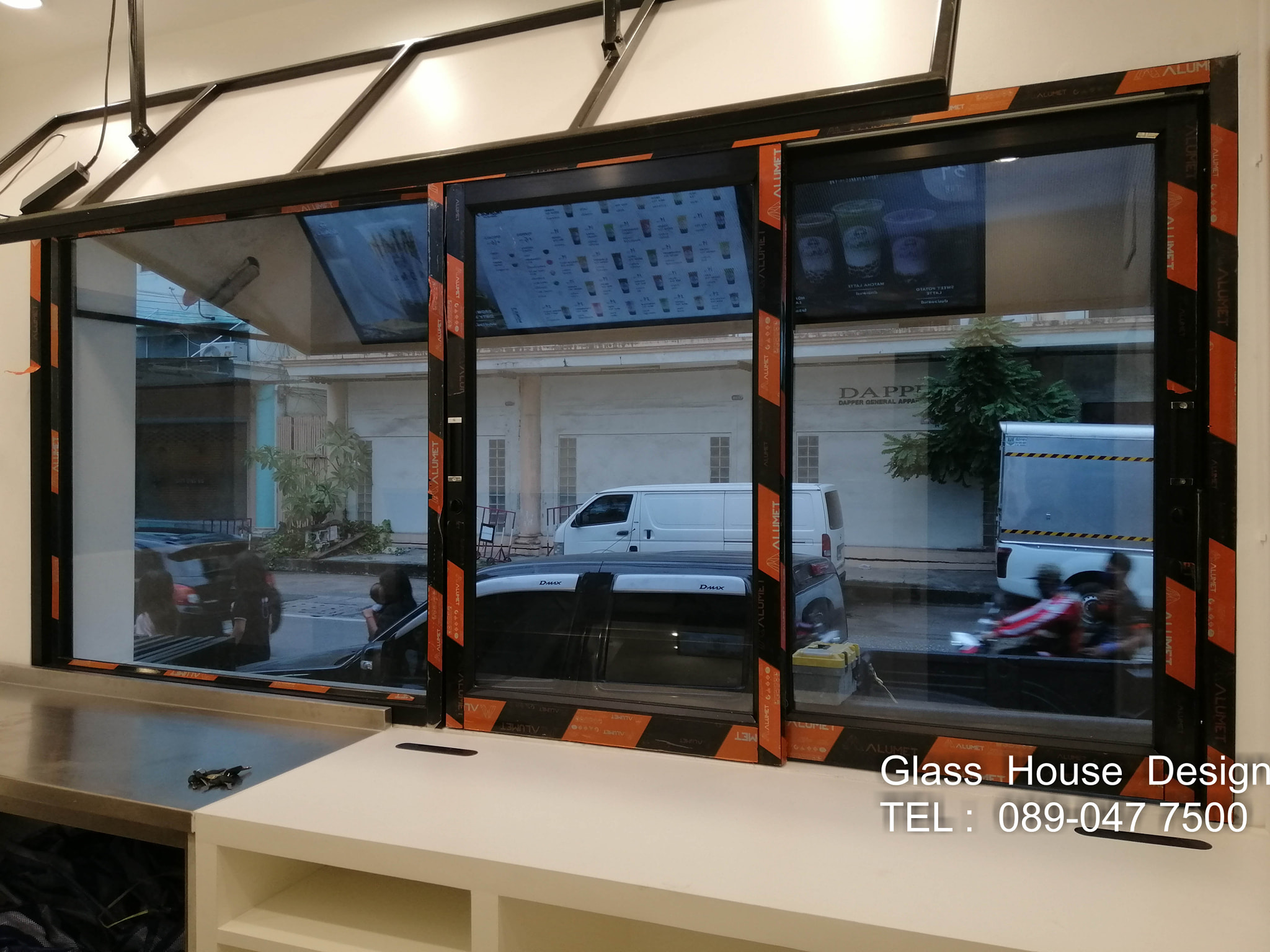 Glass House Design รับติดตั้งประตูหน้าต่างอลูมิเนียมดีไซน์สวย | Bangkok