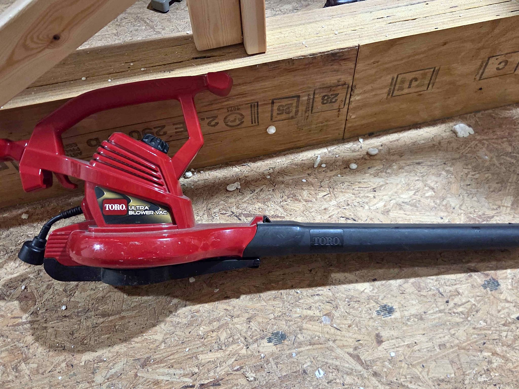 DR Leaf & Lawn Vacuum - Outdoor Power Equipment - Claxton, Georgia ...