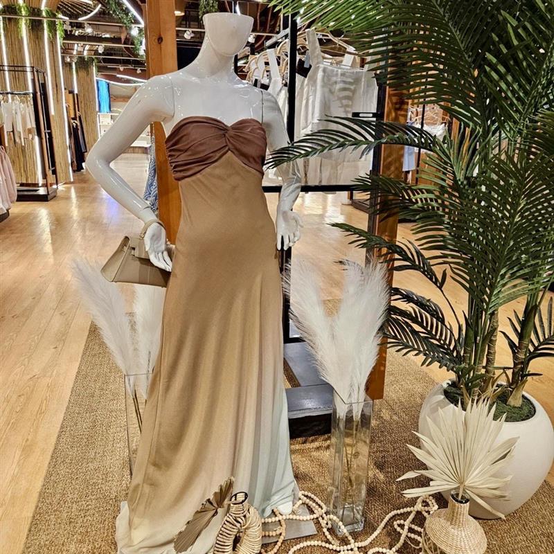 oak park mall homecoming dresses 🎉 NOW OPEN at Mall! 🎉 Say hello to Pasarella, a new women's boutique filled with on‑trend styles and statement pieces you'll love. Stop by and check them out on Women's clothing