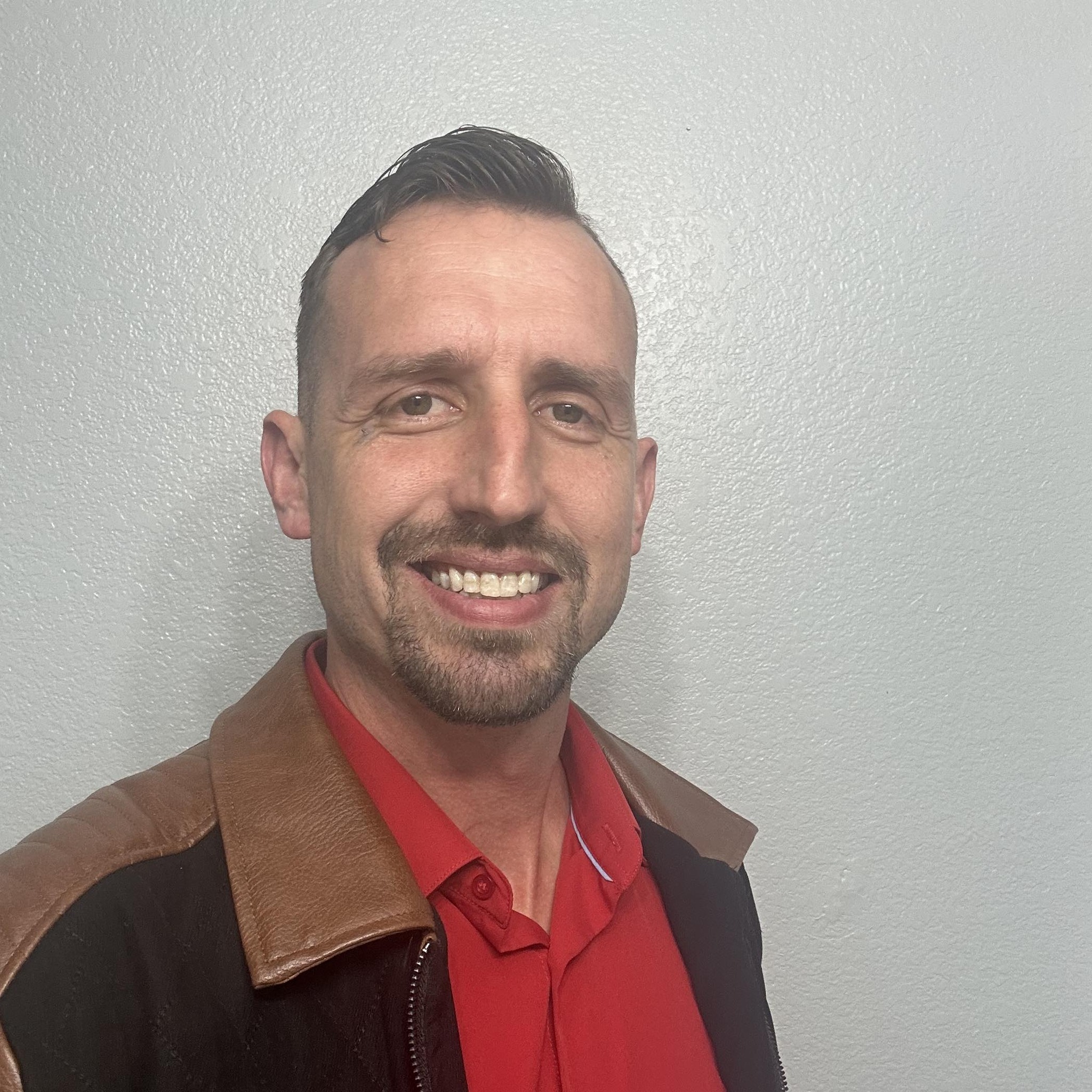 Andrew Dolson - My best friend is missing right behind... | Facebook