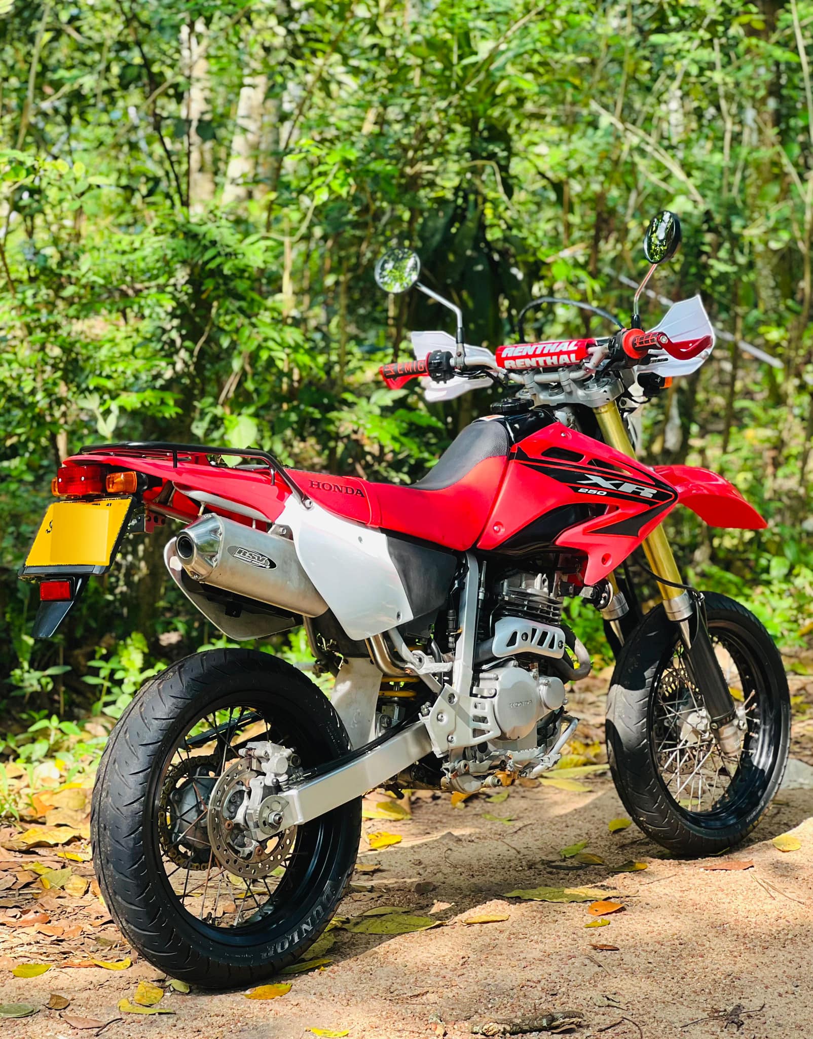 soldout New Arrivals from Japan 🇯🇵 🇱🇰 Honda Xr 250 Motard