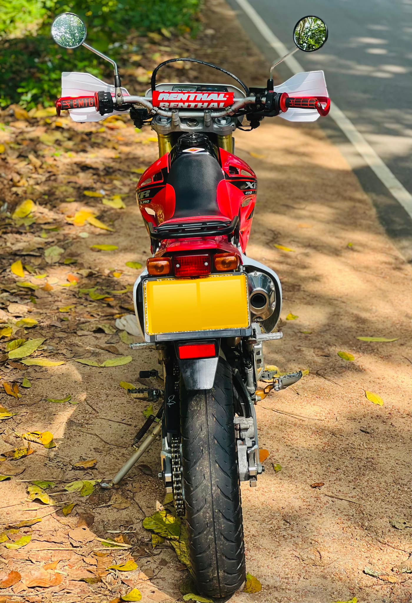 soldout New Arrivals from Japan 🇯🇵 🇱🇰 Honda Xr 250 Motard