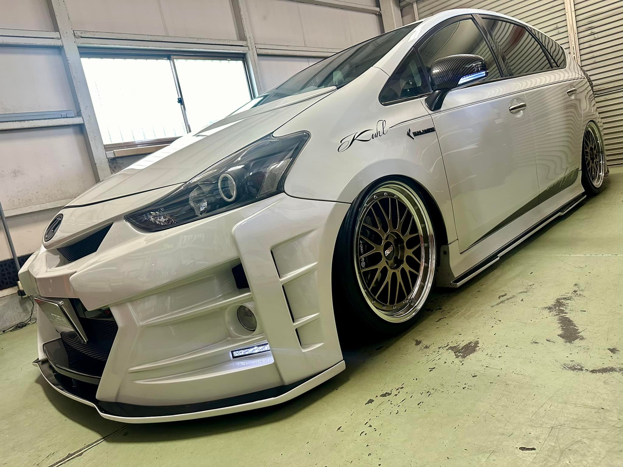 N様プリウスα ホイール BBS LM 30周年記念モデル サイズ F/R 19インチ