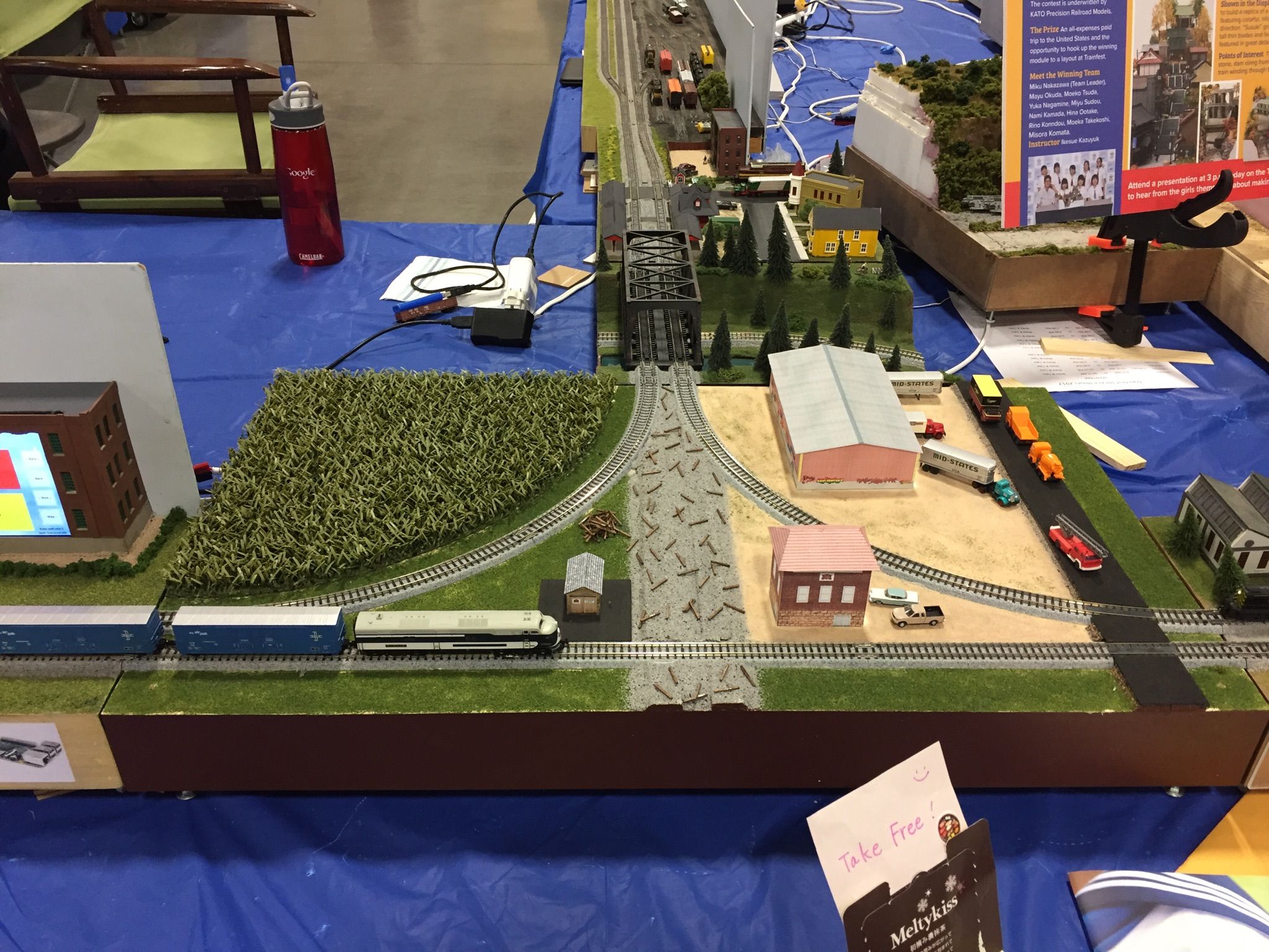 Aazon.co: N Scale Corn Field Set N8006
