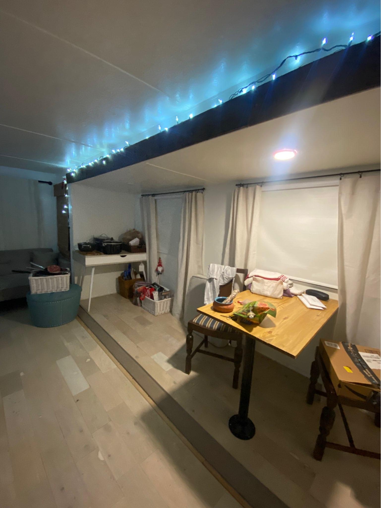 Summerland by Springdale Travel Trailer - Travel Trailers - Kingston ...