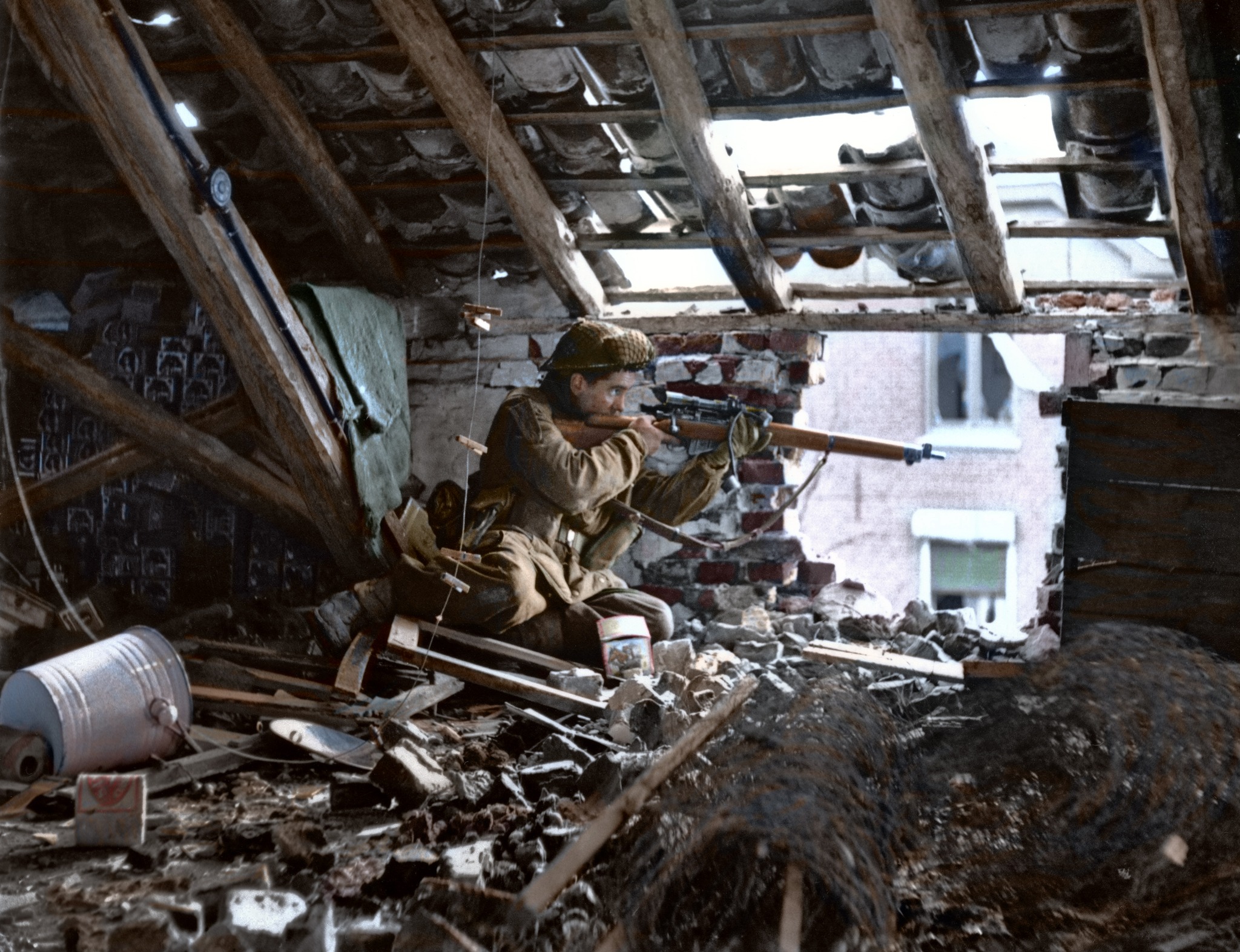 Nederlands - Een scherpschutter van het Schotse 5th Battalion (Black ...