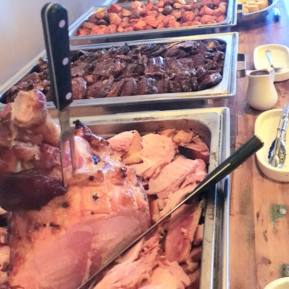 HOT BUFFET ︎ Traditional... - Ginger Pear Graze Catering | Facebook