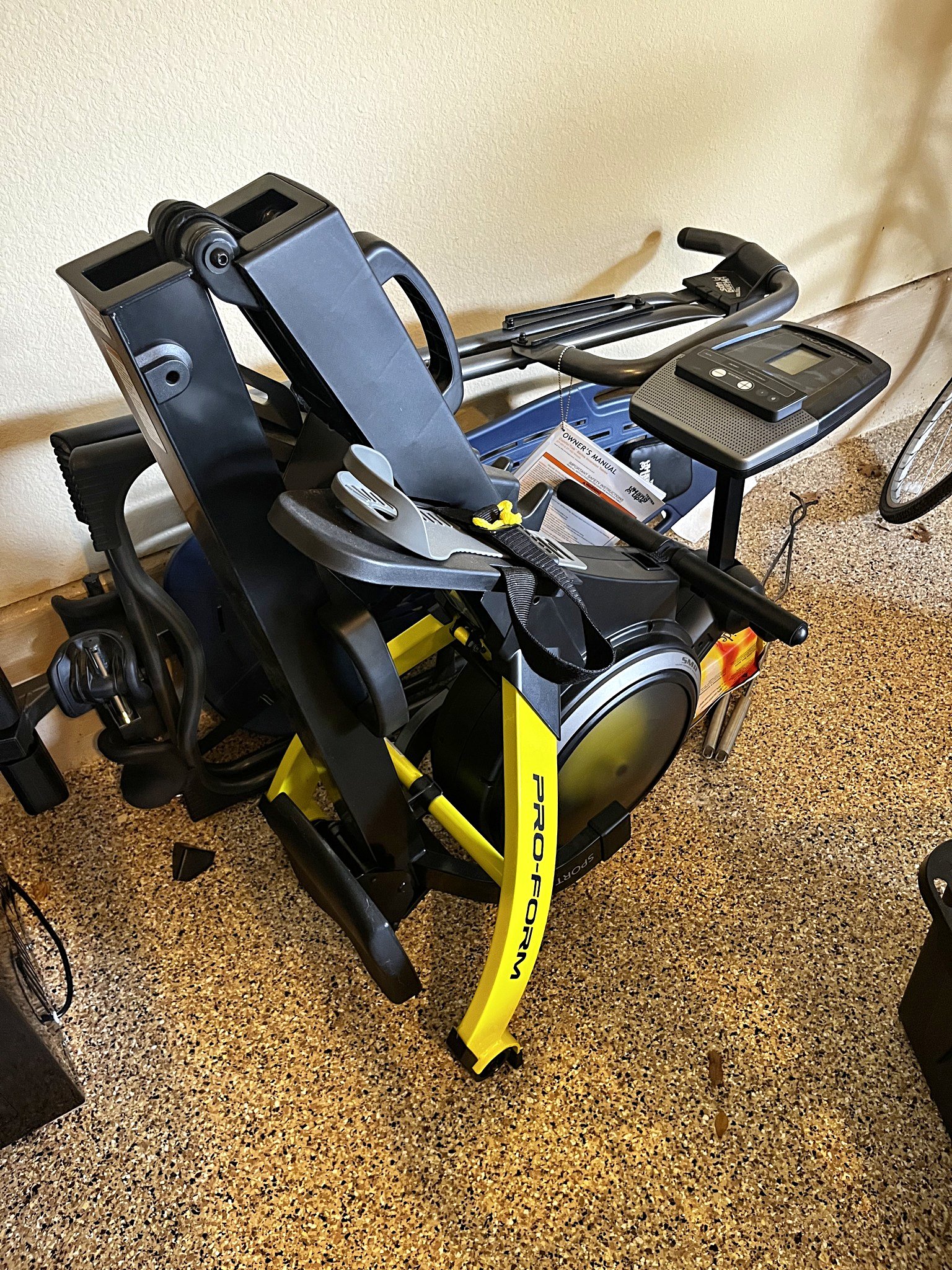 Proform 750R Magnetic Foldable Rowing Machine - Rowing Machines ...
