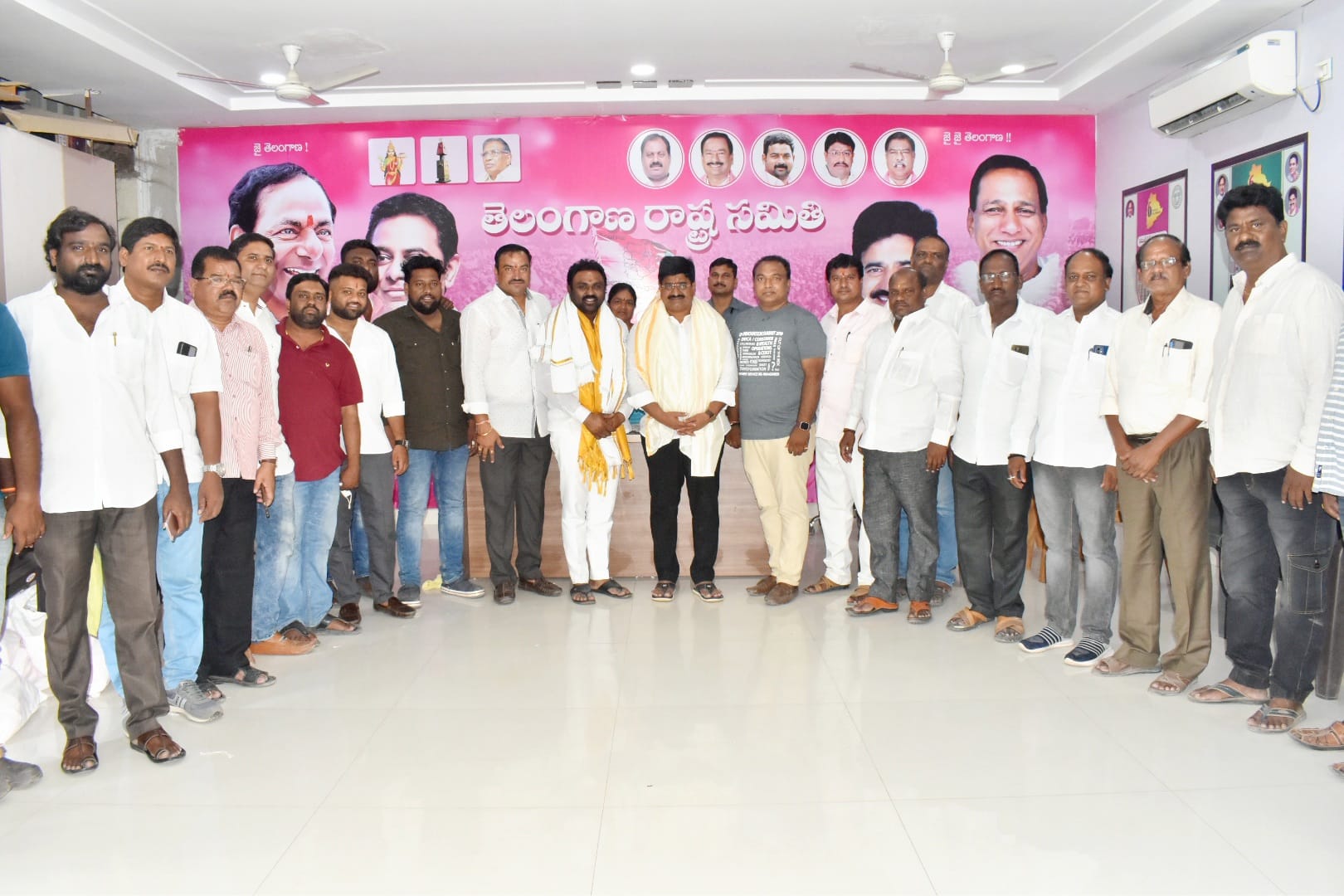 Happy birthday Raghupathi Reddy garu,... - Jakka Venkat Reddy
