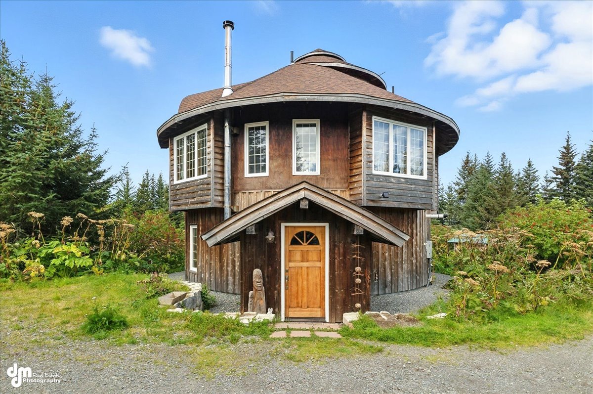 4 Beds 2 Baths House - Property Rentals - Diamond Ridge, Alaska ...
