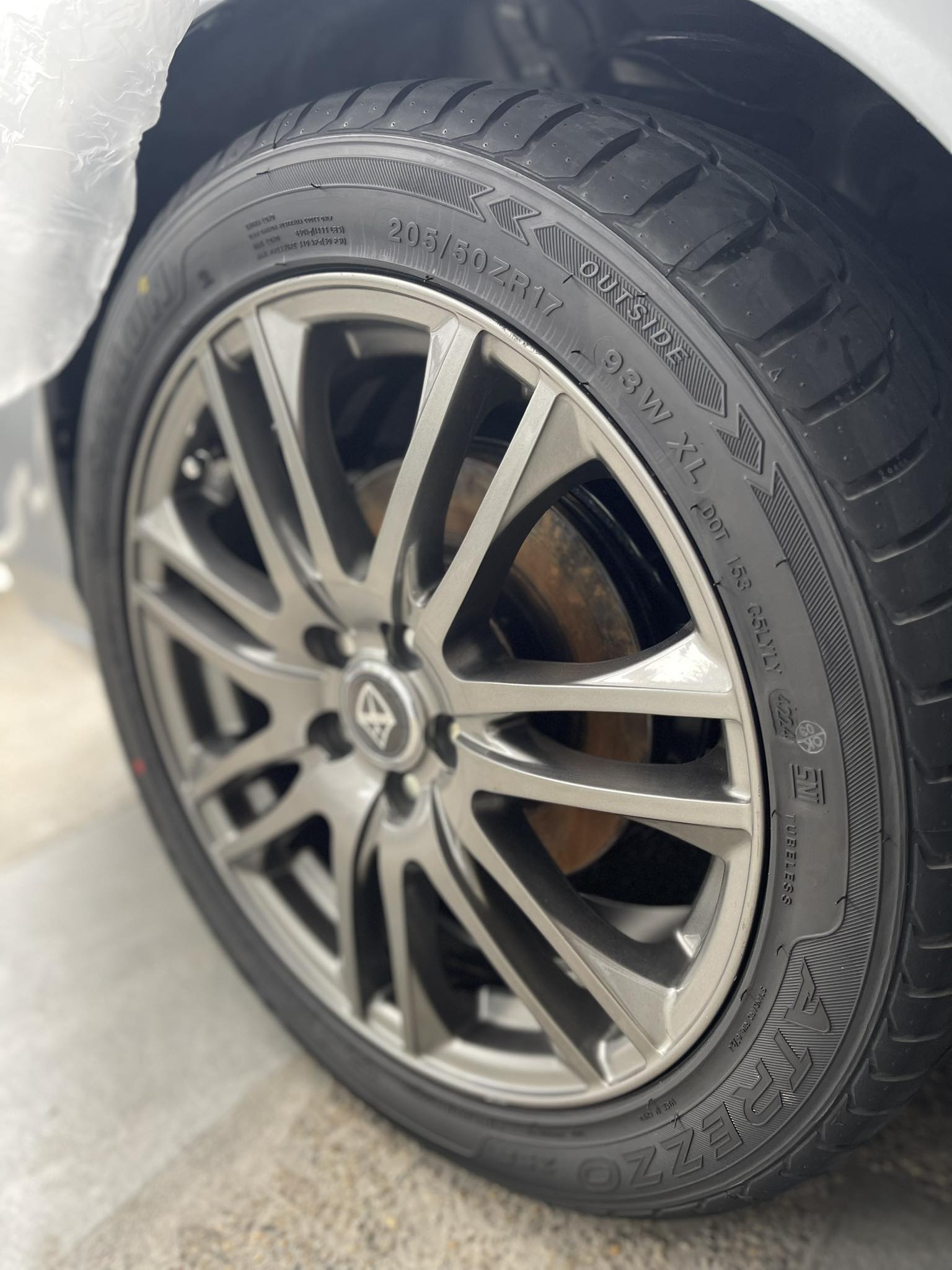 FOR SALE! Sailun Atrezzo (4pcs) 215/35/18 2024 DOT Bridgestone 