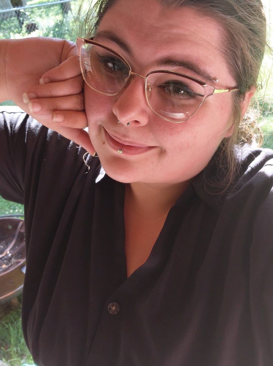 Hiya Im Abigail from Mid Michigan I am 30 years of age and looking