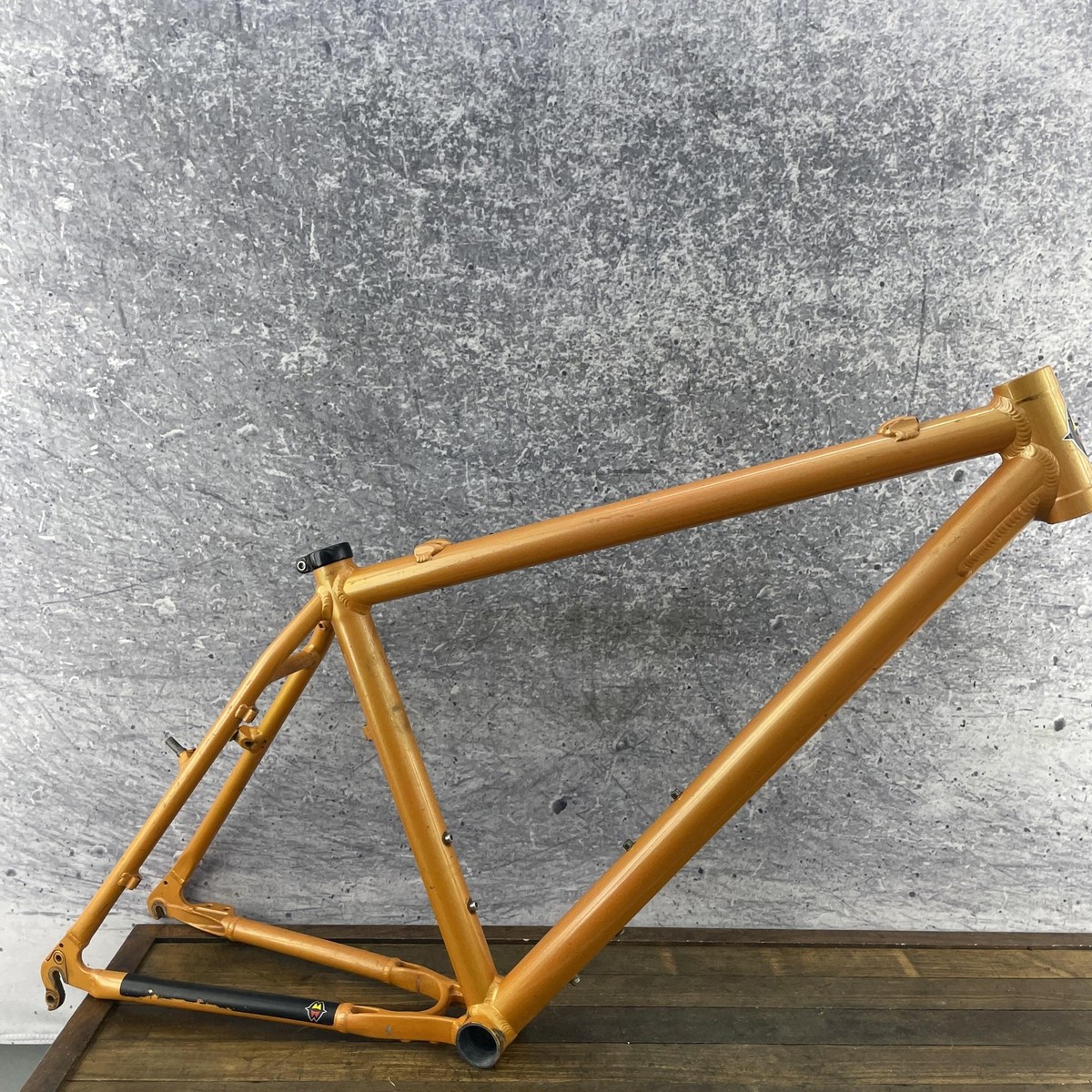 Check out Vintage Gary Fisher 17.5in Mountain Bike Frame Orange 26