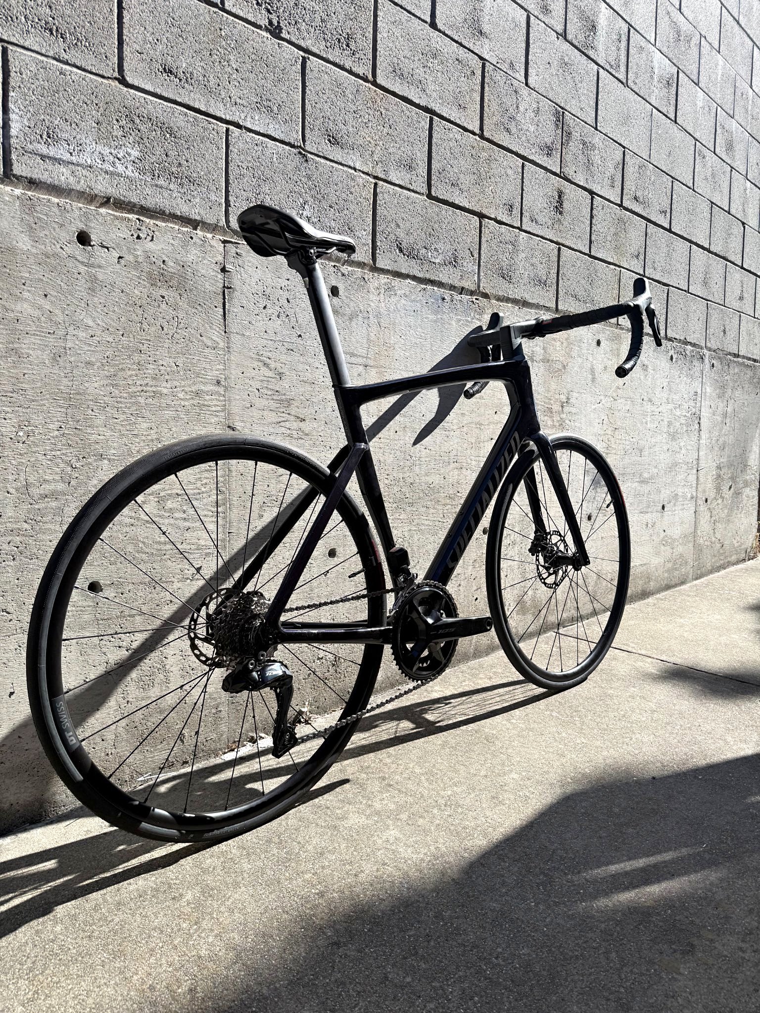 New and used 2024-specialized-tarmac-sl7-comp-shimano-105-di2-size 