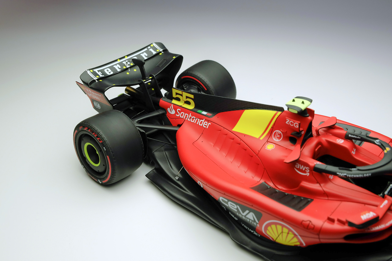 Building a 1/20 scale Ferrari SF23 model